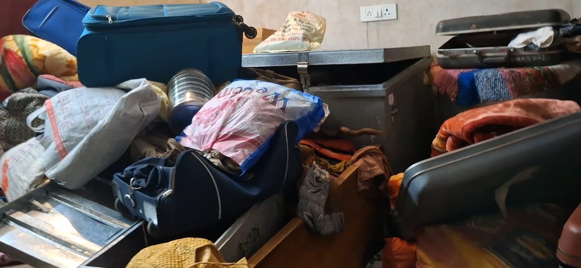 You are currently viewing दिलदार नगर  में लाखों की चोरी, घर में घुसकर नकदी और आभूषण ले गए चोर ।