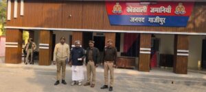 Read more about the article लहुवार मोड़ पर पुलिस ने 100 ग्राम अवैध हेरोइन के साथ तस्कर को दबोचा।