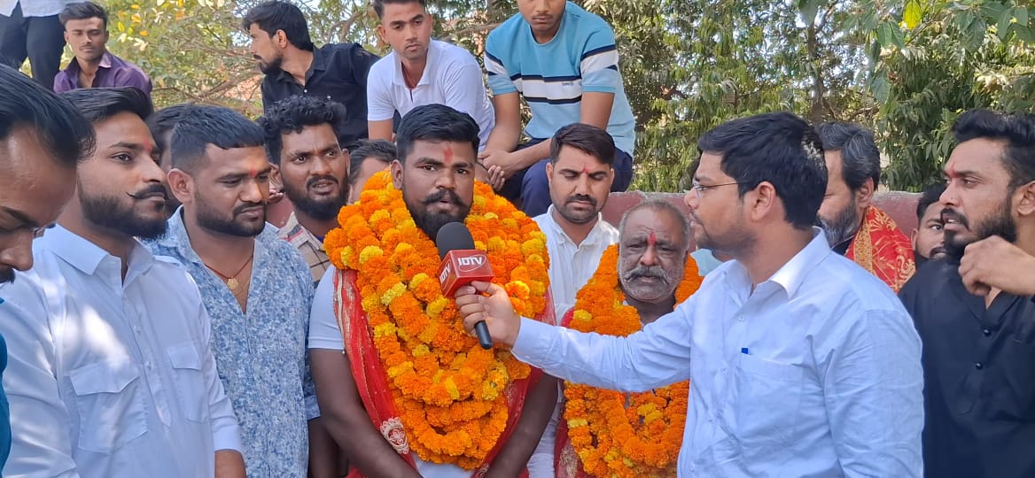 You are currently viewing मिर्चा निवासी ने किकबॉक्सिंग में कांस्य पदक जीता