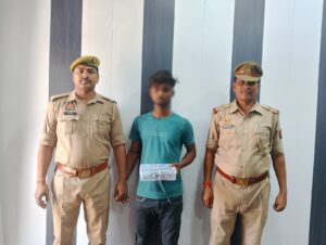 Read more about the article गाजीपुर पुलिस द्वारा असलहे के साथ अभियुक्त गिरफ्तार, आपराधिक इतिहास रहा लंबा