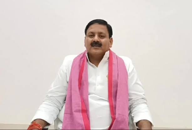 You are currently viewing जंगीपुर विधायक ने नरवर हादसे पर जताया शोक, परिजनों के लिए मुआवजे की मांग