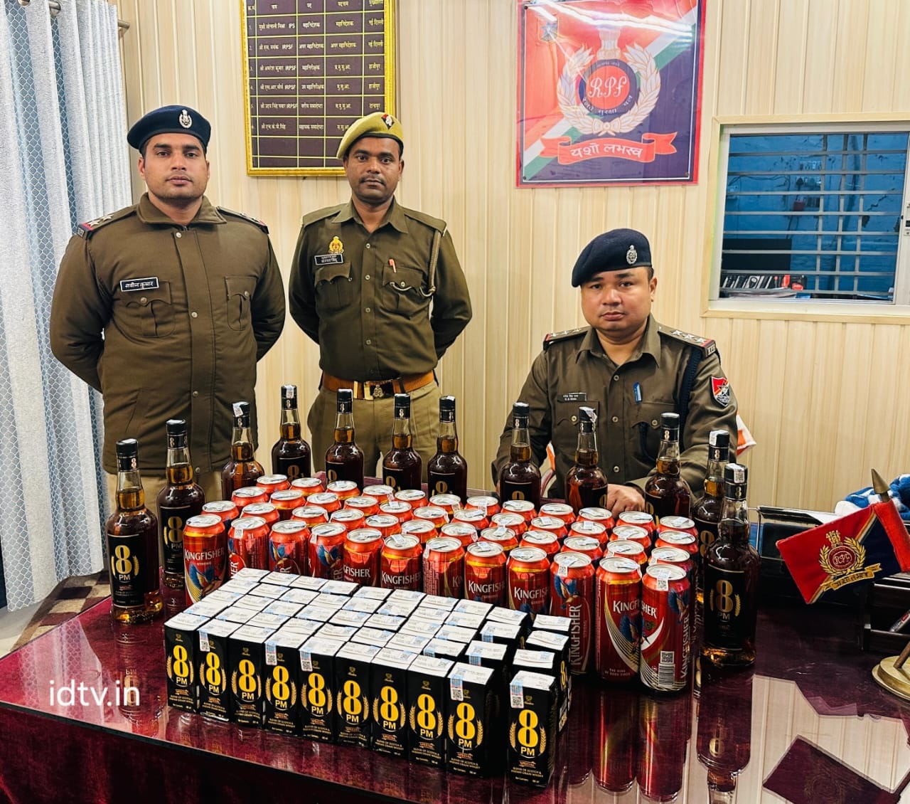 ऑपरेशन सतर्क के तहत दिलदारनगर स्टेशन पर बड़ी कार्रवाई, 41.64 लीटर अवैध शराब बरामद