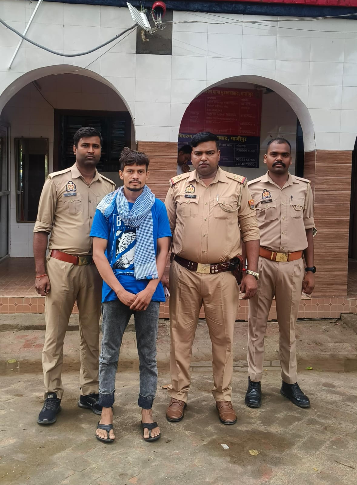 गाजीपुर: वांछित अभियुक्त कामरान अंसारी गिरफ्तार, मुहम्मदाबाद पुलिस को मिली सफलता